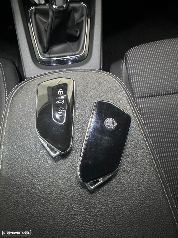 Skoda Octavia Break 2.0 TDI Ambition - 9
