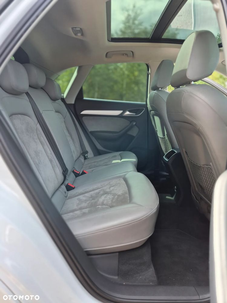 Audi Q3 2.0 TDI Quattro S tronic sport - 23