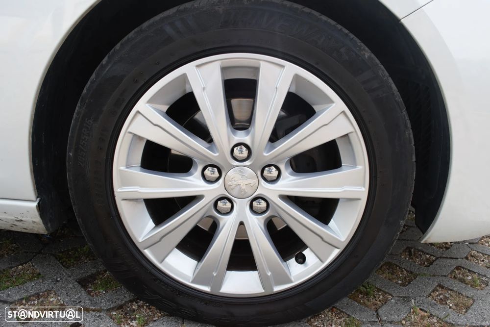 Peugeot 308 SW 1.6 BlueHDi Style - 14
