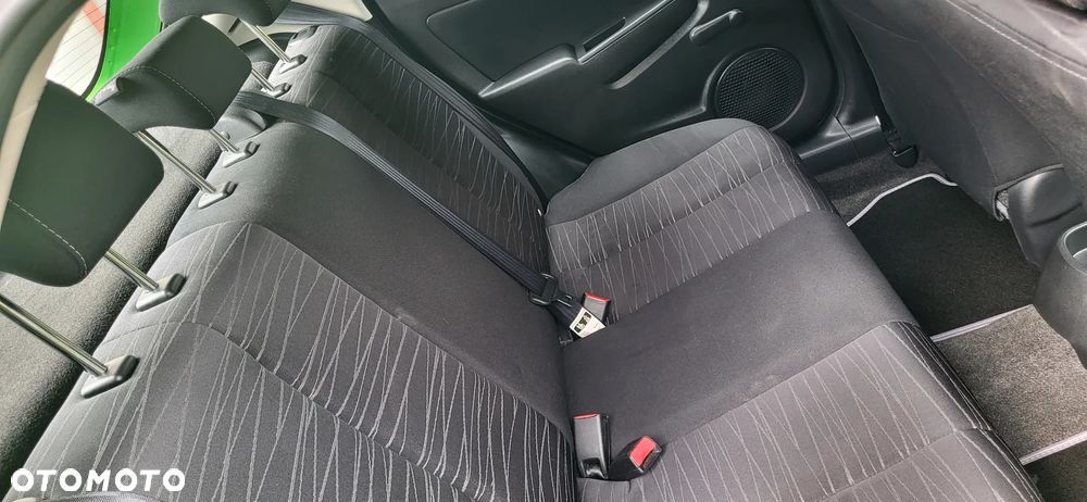 Mazda 2 - 22
