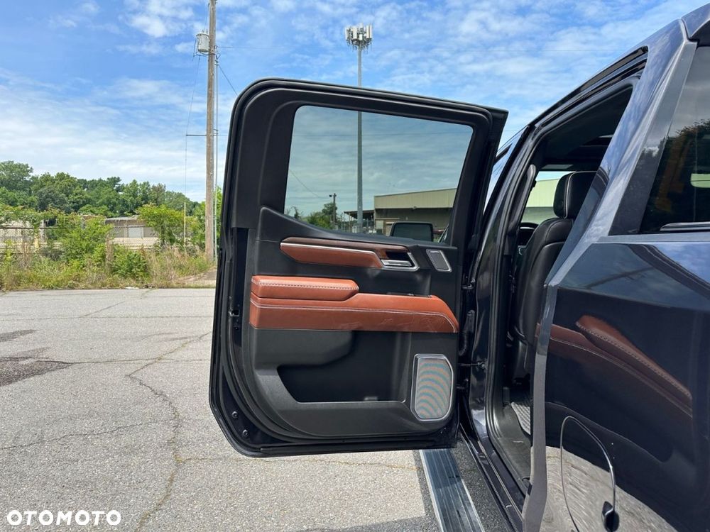 GMC Sierra - 21