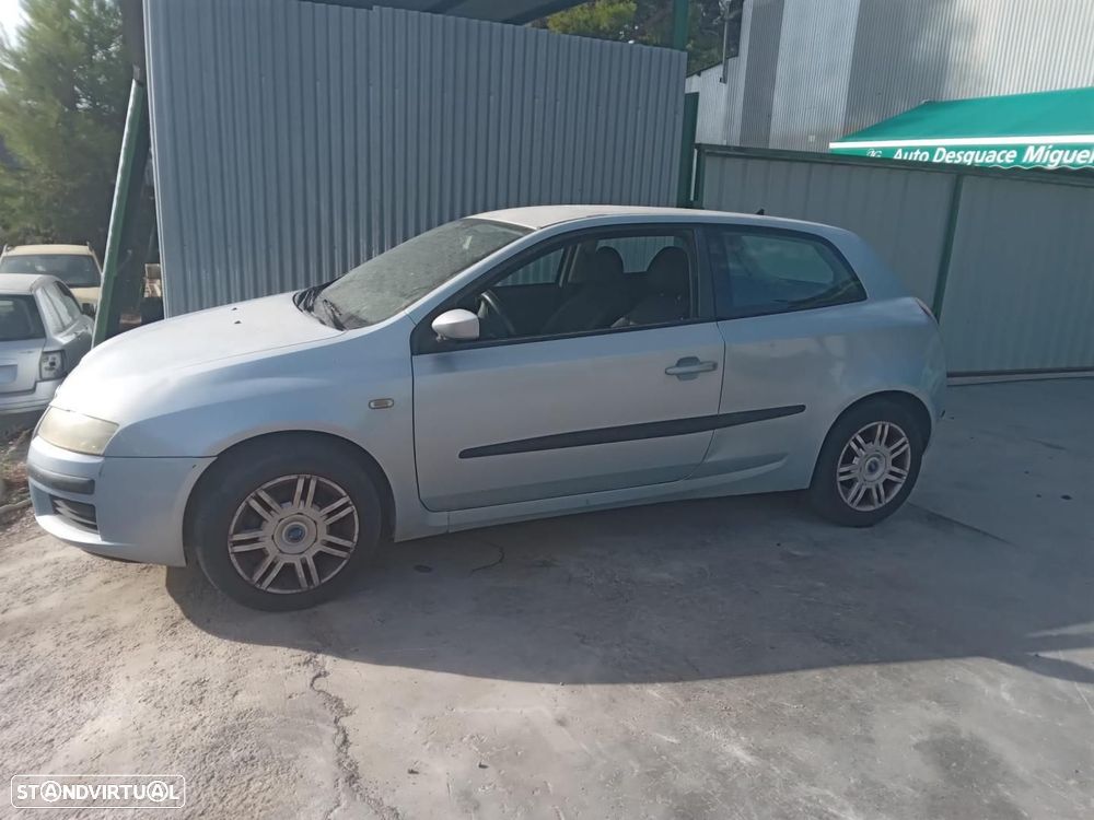 PNEU FIAT STILO 192 - 1