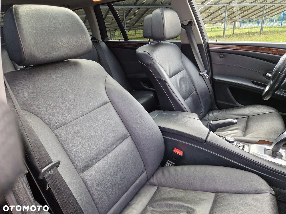 BMW Seria 5 530d xDrive - 9