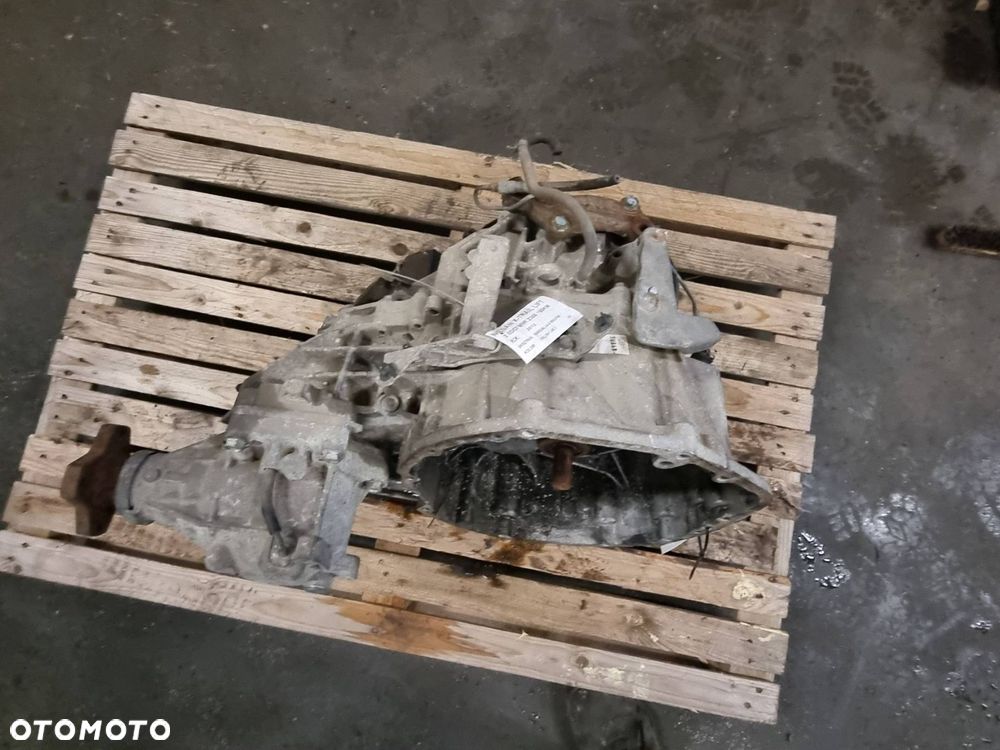 SKRZYNIA BIEGÓW NISSAN X-TRAIL T31 JB3UB6B 2.0 DCI - 1