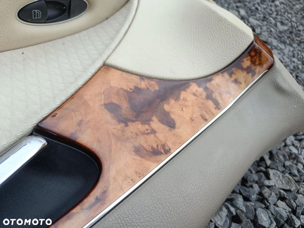MERCEDES W211 BOCZEK TAPICERKA PRAWY Przód Banan Beż - 12
