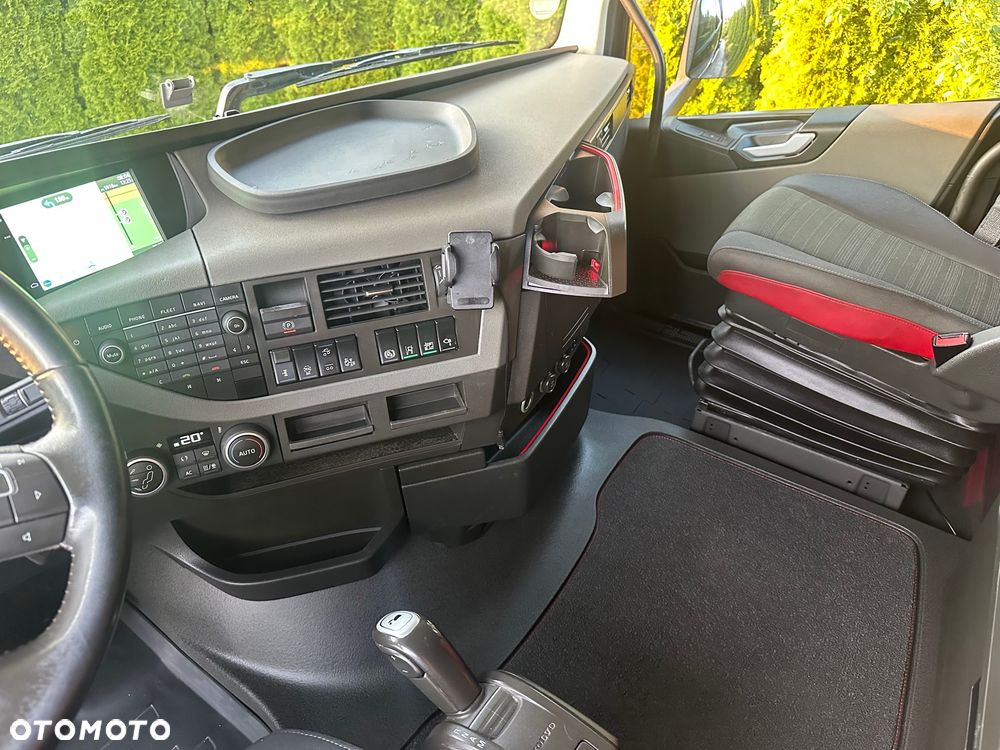Volvo / FH 500 / 6X2 / HAKOWIEC / MEILLER -KIPPER 21-67/ Oś-SKRĘTNA-PODNOSZONA / - 36