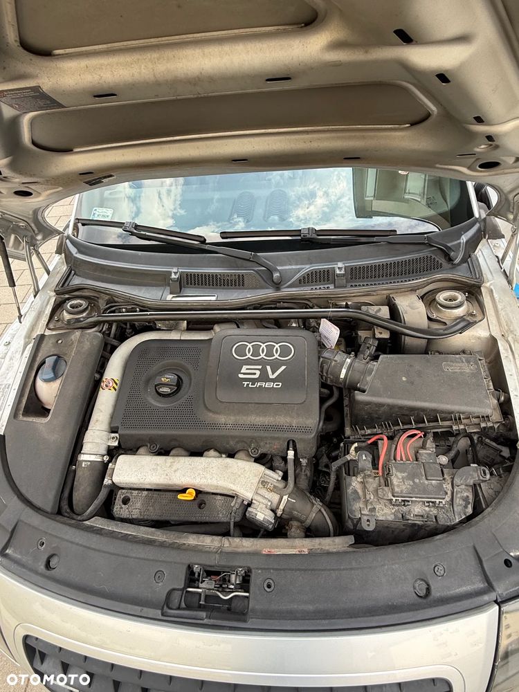 Audi TT Coupé 1.8 T quattro - 22