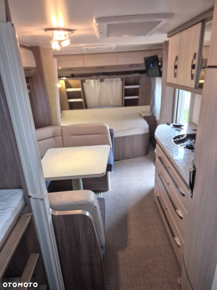 Hobby De Luxe Easy 545 KMF - 10