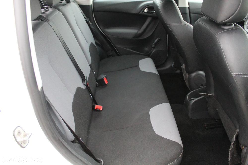 Citroën C3 1.2 PureTech Selection - 11