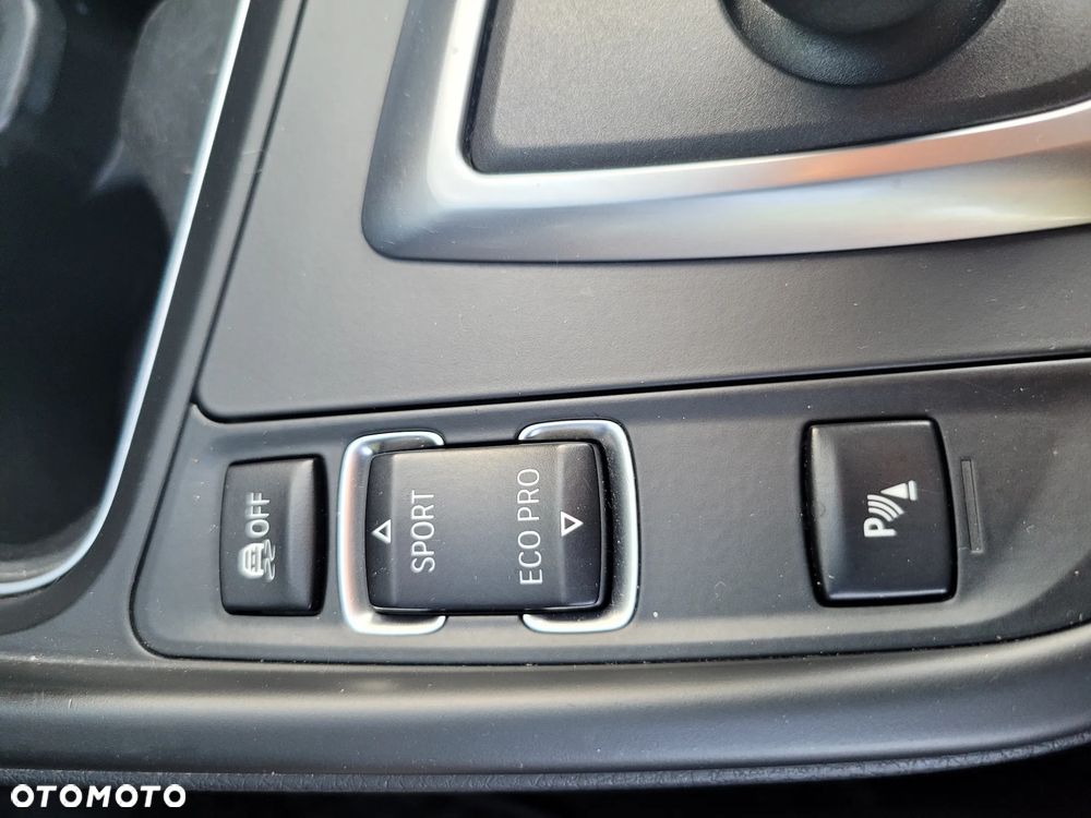 BMW Seria 3 - 23