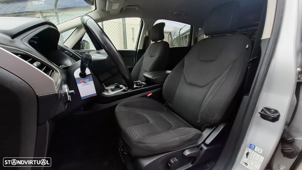 Ford S-Max 2.0 TDCi Trend - 23