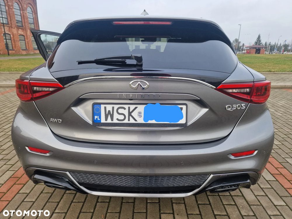 Infiniti Q30 2.2d DCT Premium Tech - 5