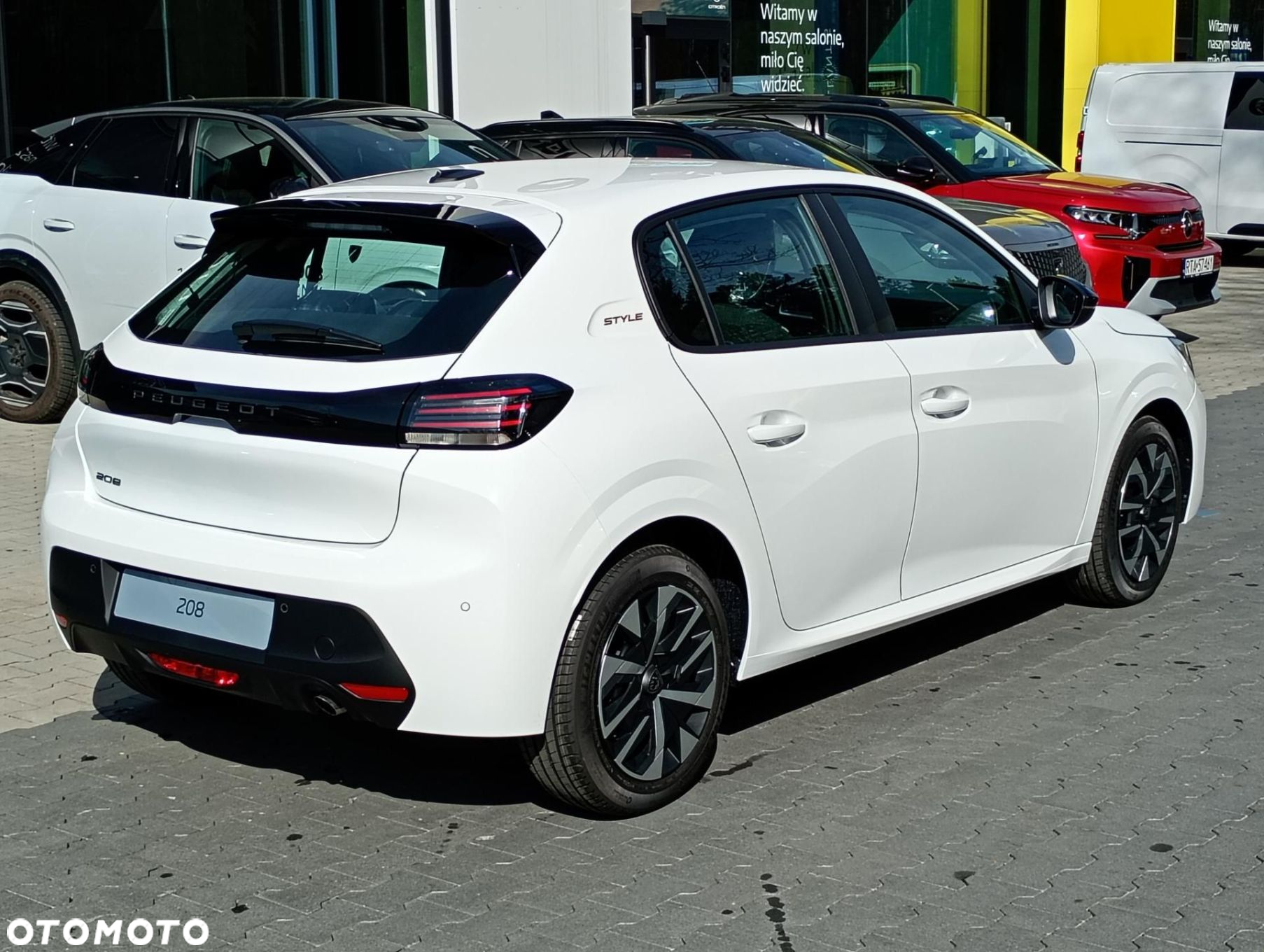 Peugeot 208 1.2 PureTech Style S&S - 6