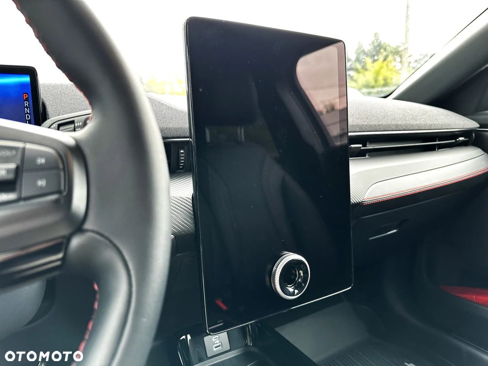 Ford Mustang Mach-E 75kWh AWD Premium - 35