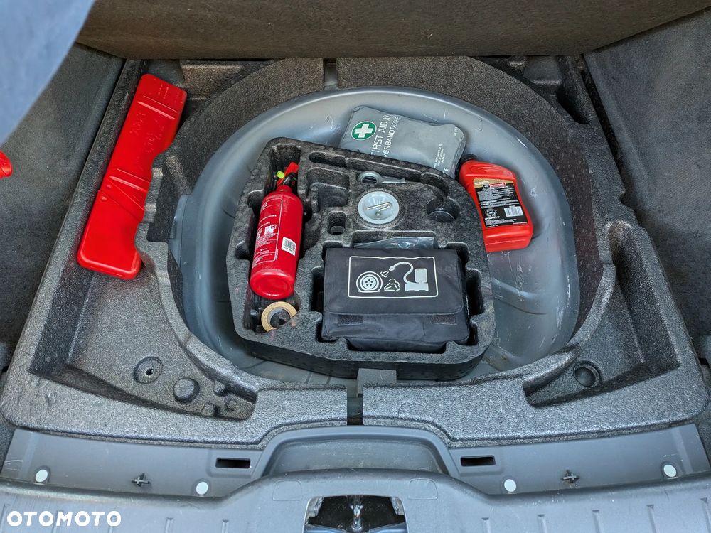 Volvo V50 1.6D - 27