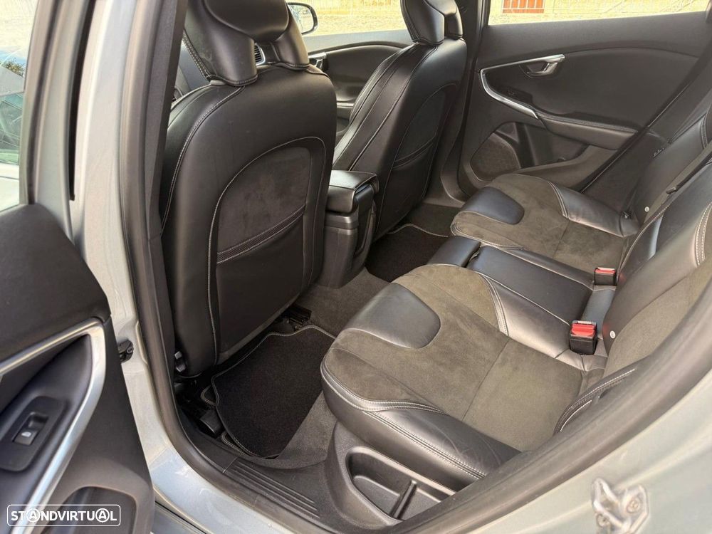 Volvo V40 1.6 D2 R-Design - 10