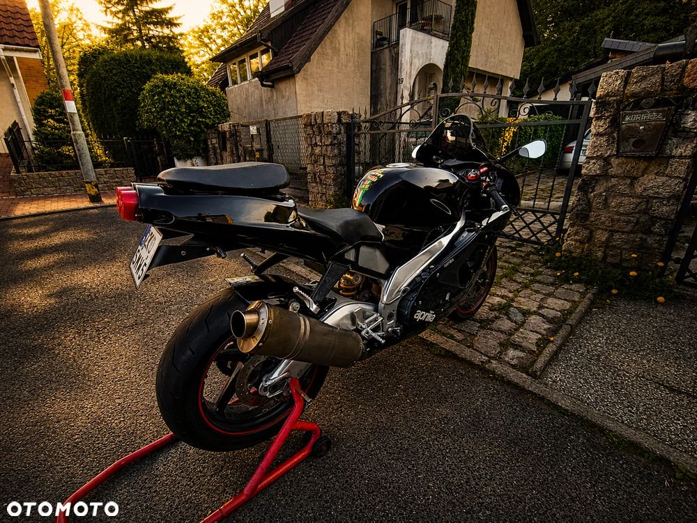 Aprilia RSV - 2
