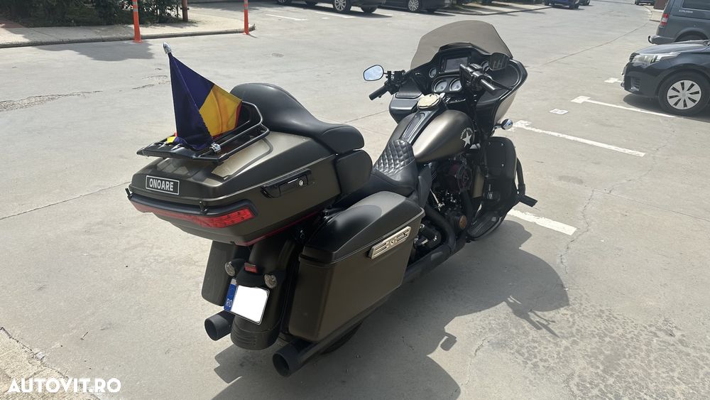 Harley-Davidson Road Glide Special - 10