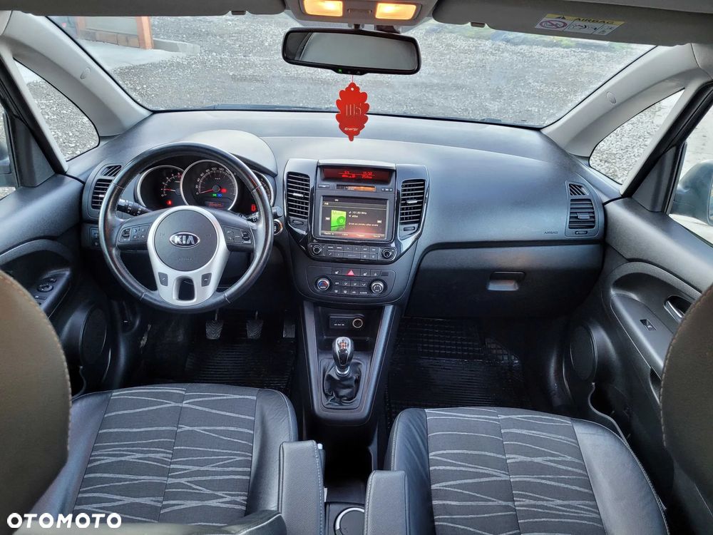 Kia Venga 1.6 CRDi 128 Business Line - 8
