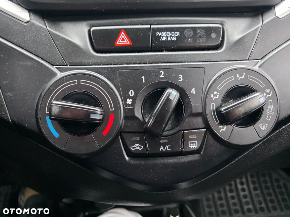 Suzuki Baleno 1.2 Premium - 17