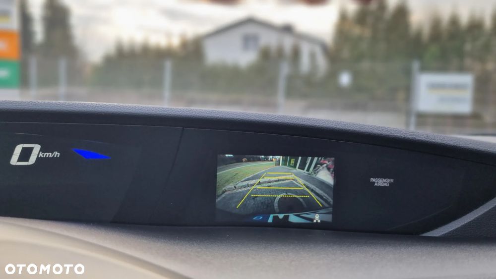 Honda Civic 1.8 i-VTEC Sport - 12