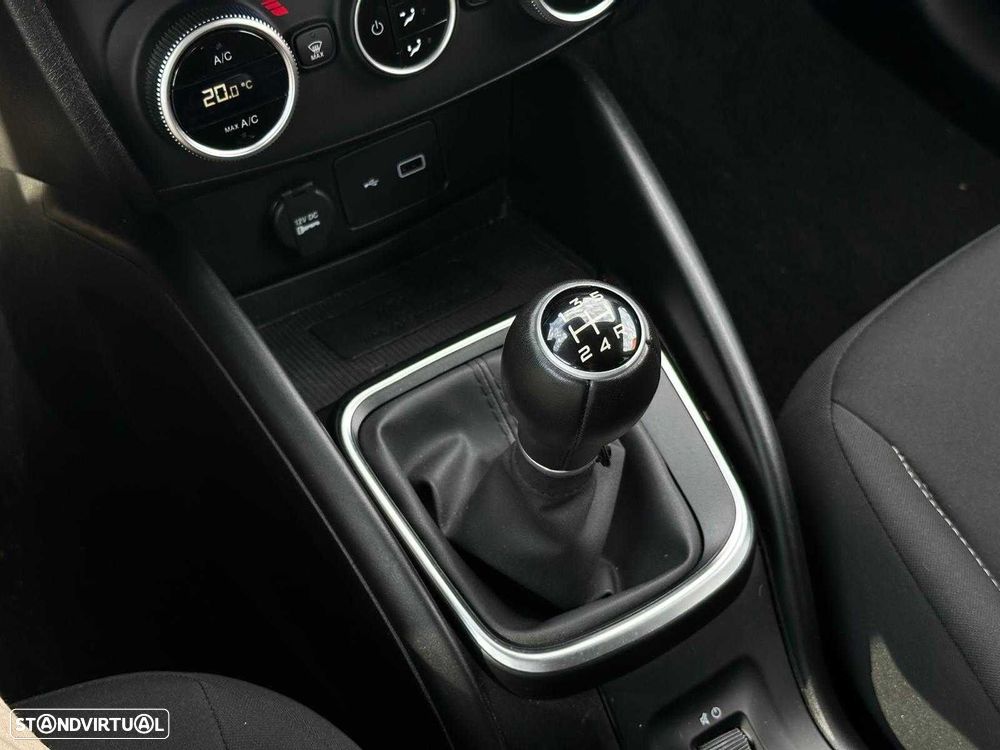 Fiat Tipo Station Wagon Cross 1.0 GSE T3 Cross - 21