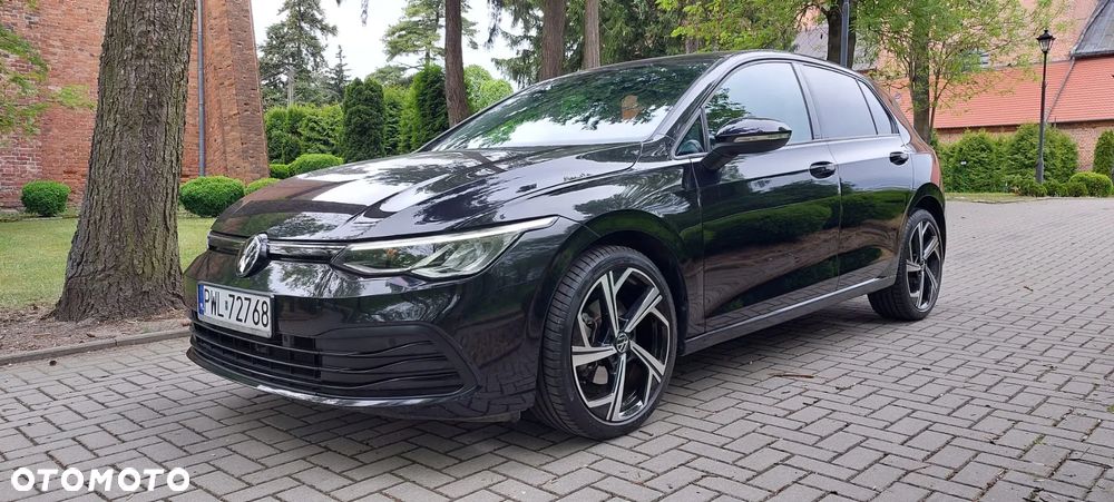 Volkswagen Golf 1.5 eTSI Style DSG - 1