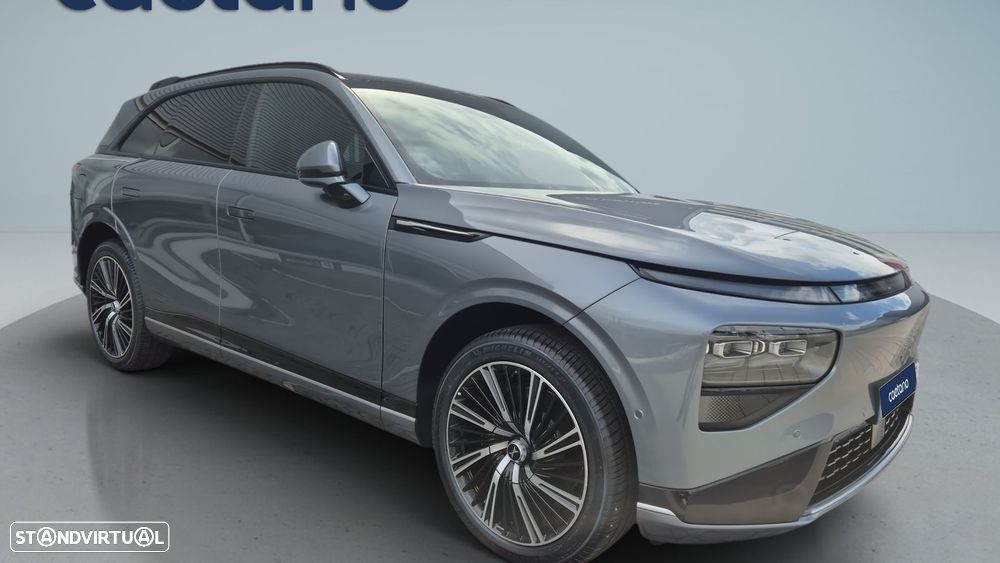 Xpeng G9 93.1 kWh Long Range - 10