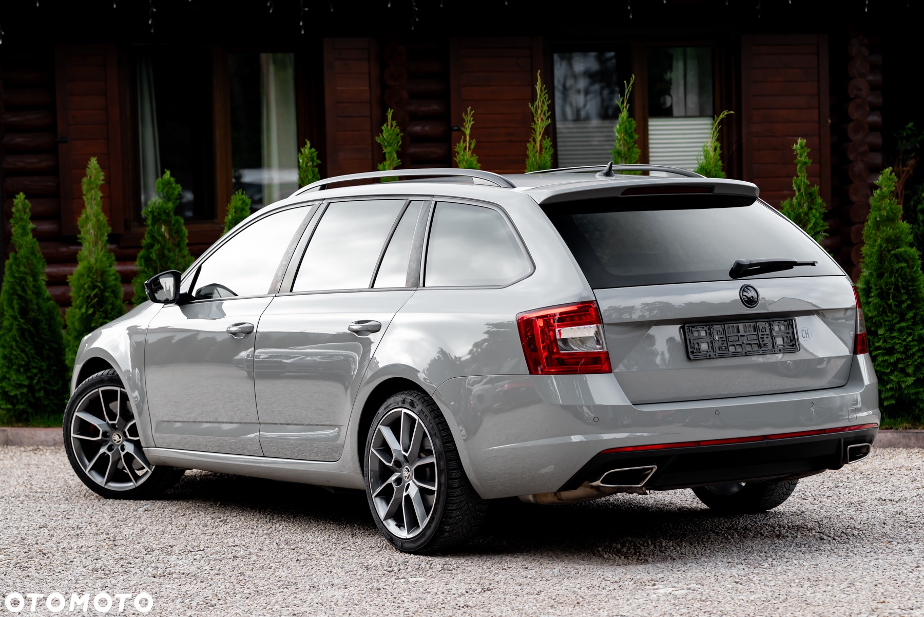 Skoda Octavia Combi 2.0 TSI (Green tec) DSG RS - 9