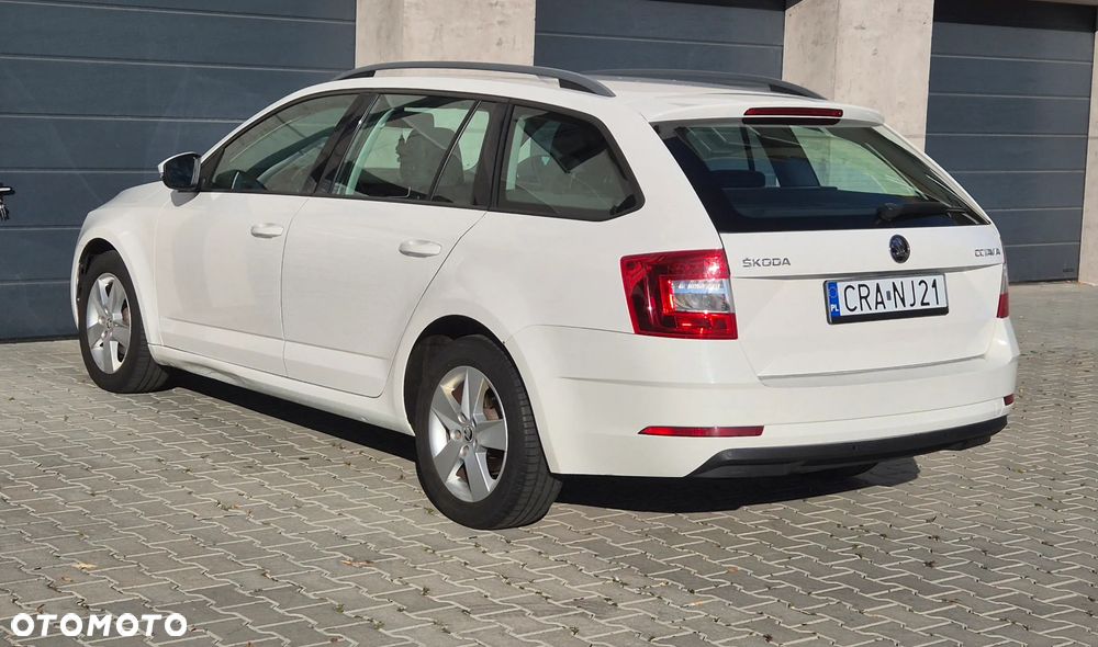 Skoda Octavia 1.6 TDI Ambition - 3