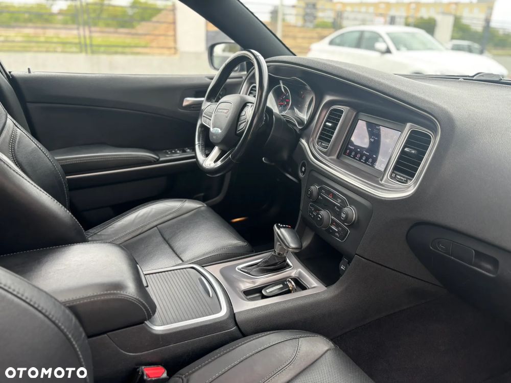 Dodge Charger 3.6 GT - 15