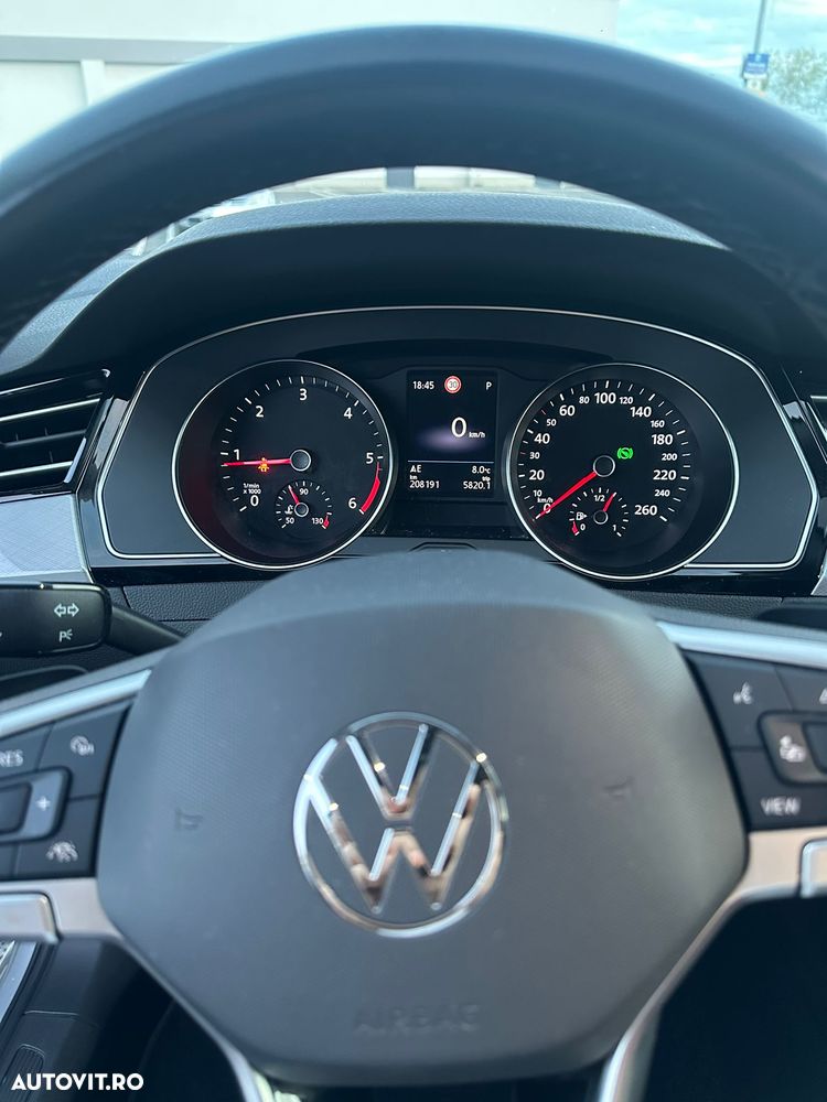 Volkswagen Passat 2.0 TDI SCR DSG Business - 5