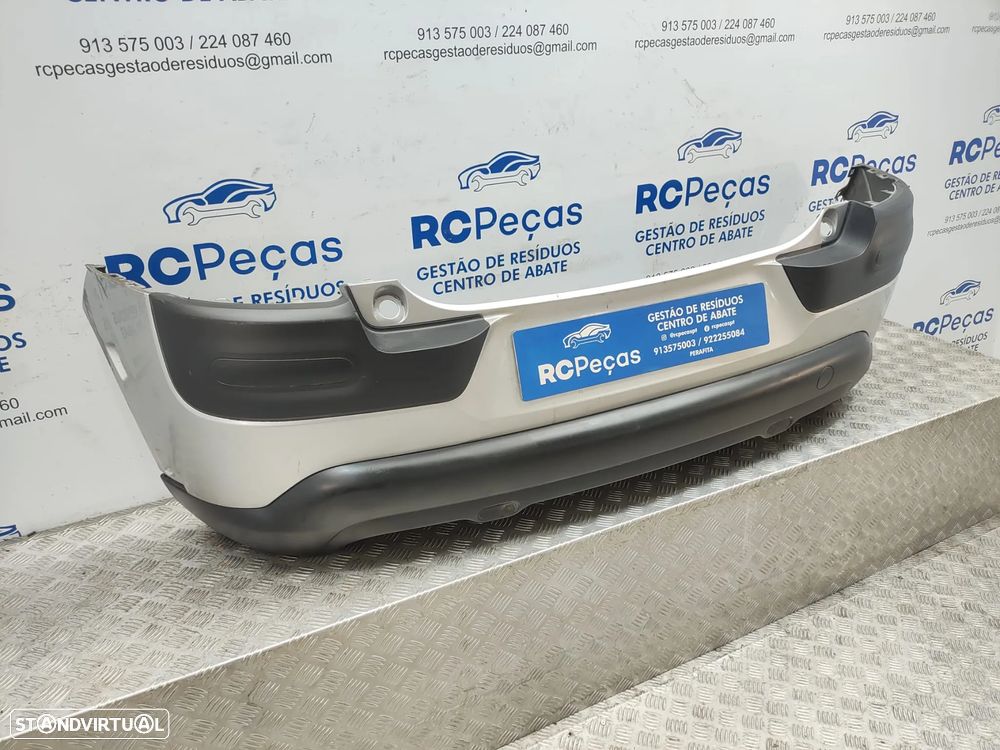 Parachoques trás traseiro original Citroen C4 Cactus Mk1 fase 1 de 2014 a 2017 com sensores de estacionamento - 5