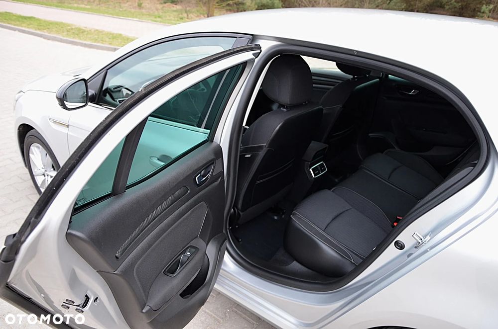 Renault Megane 1.2 Energy TCe Limited - 22