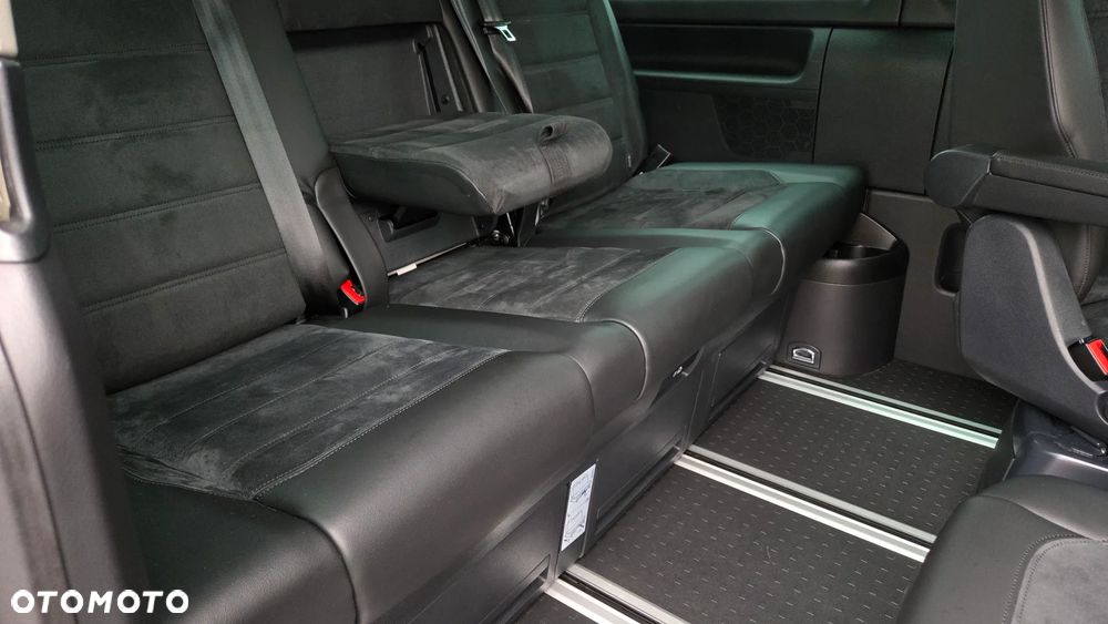 Volkswagen California - 14