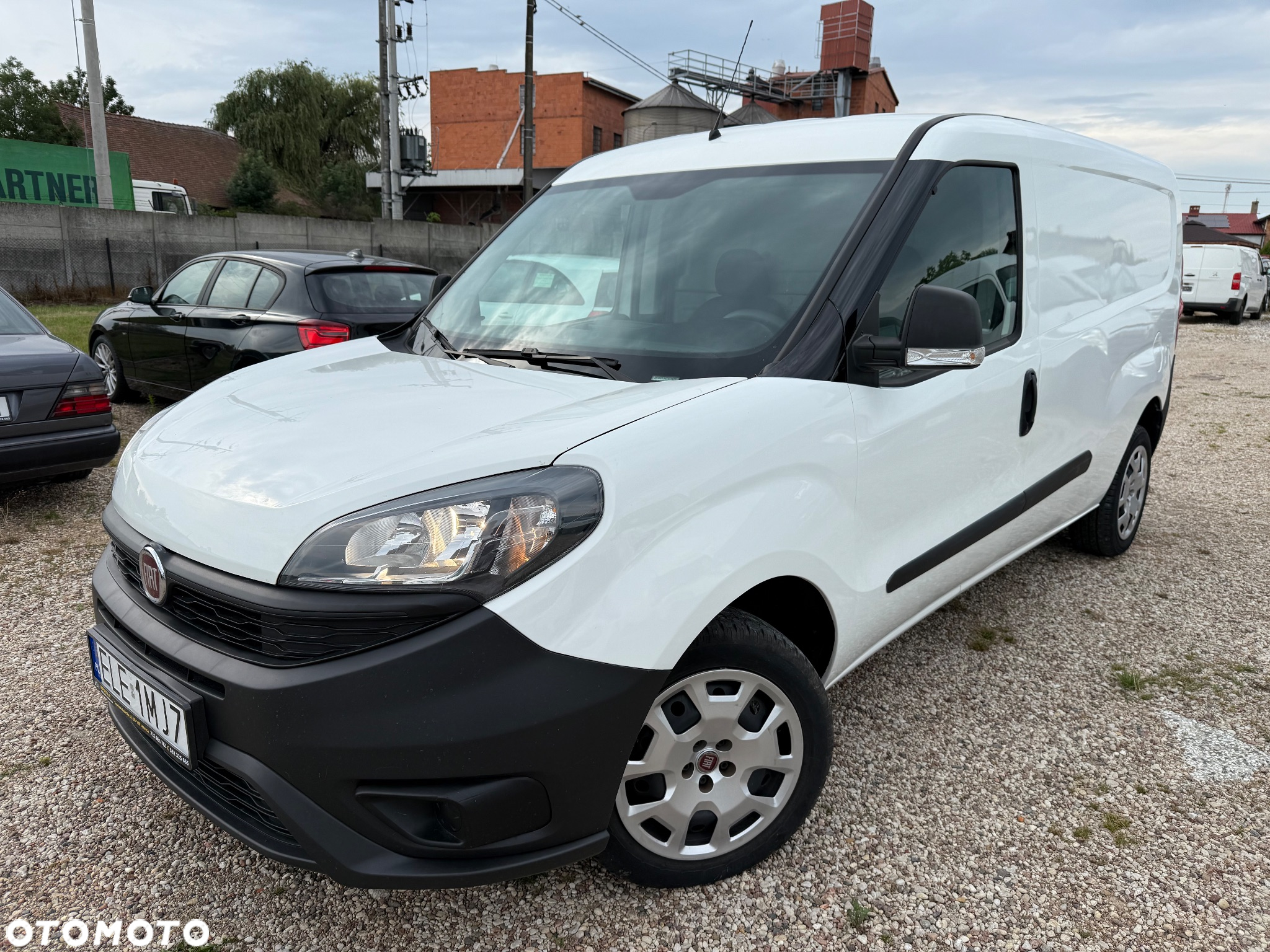 Fiat DOBLO MAXI 1.4 TJET 120 KM 87000 KM IDEALNY STAN JAK NOWY OKAZJA 100% PEWNY - 20