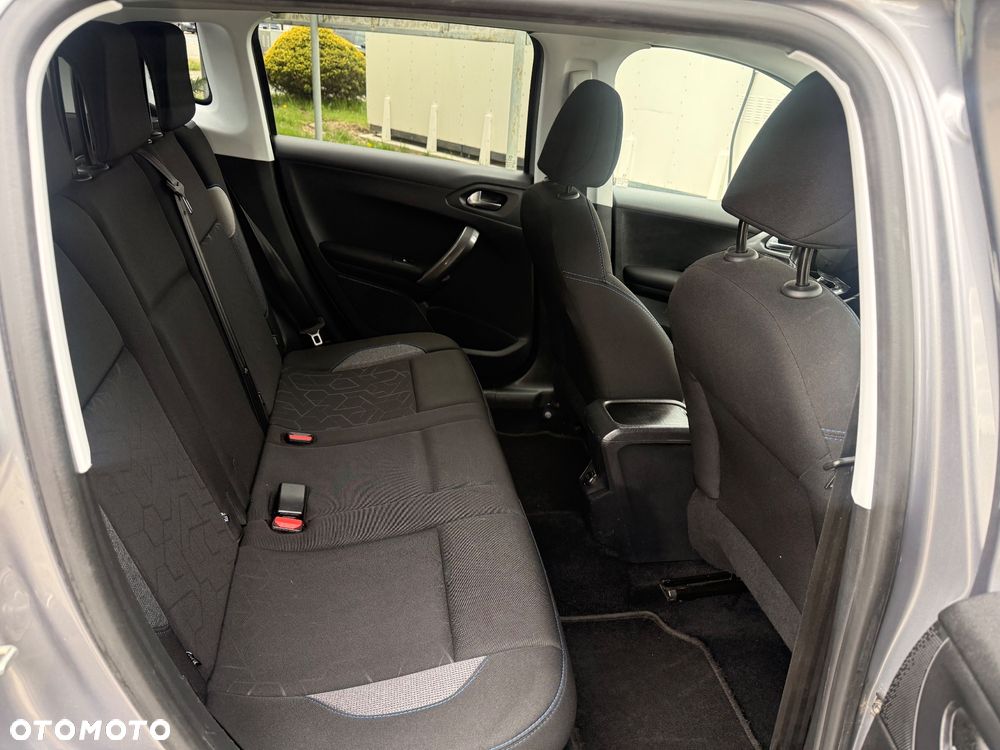 Peugeot 2008 1.2 Pure Tech Style - 9