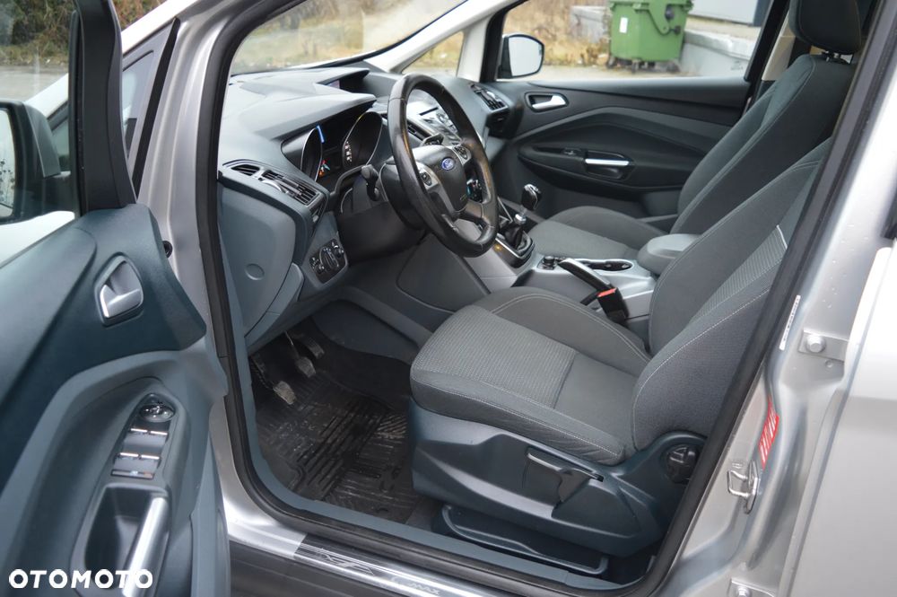 Ford C-MAX - 24