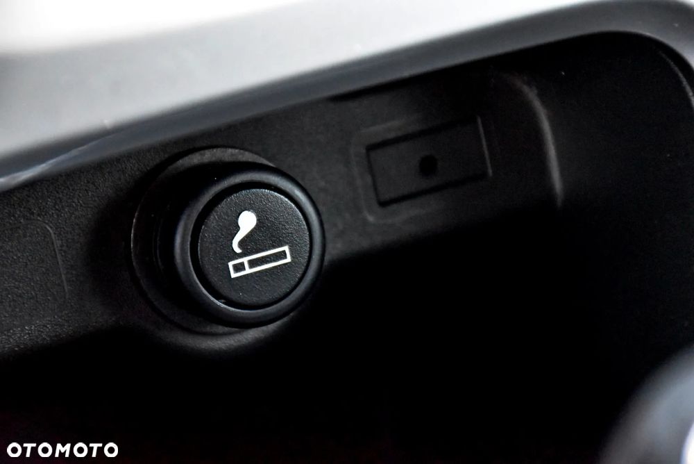 Opel Astra 1.4 Turbo Cosmo - 26