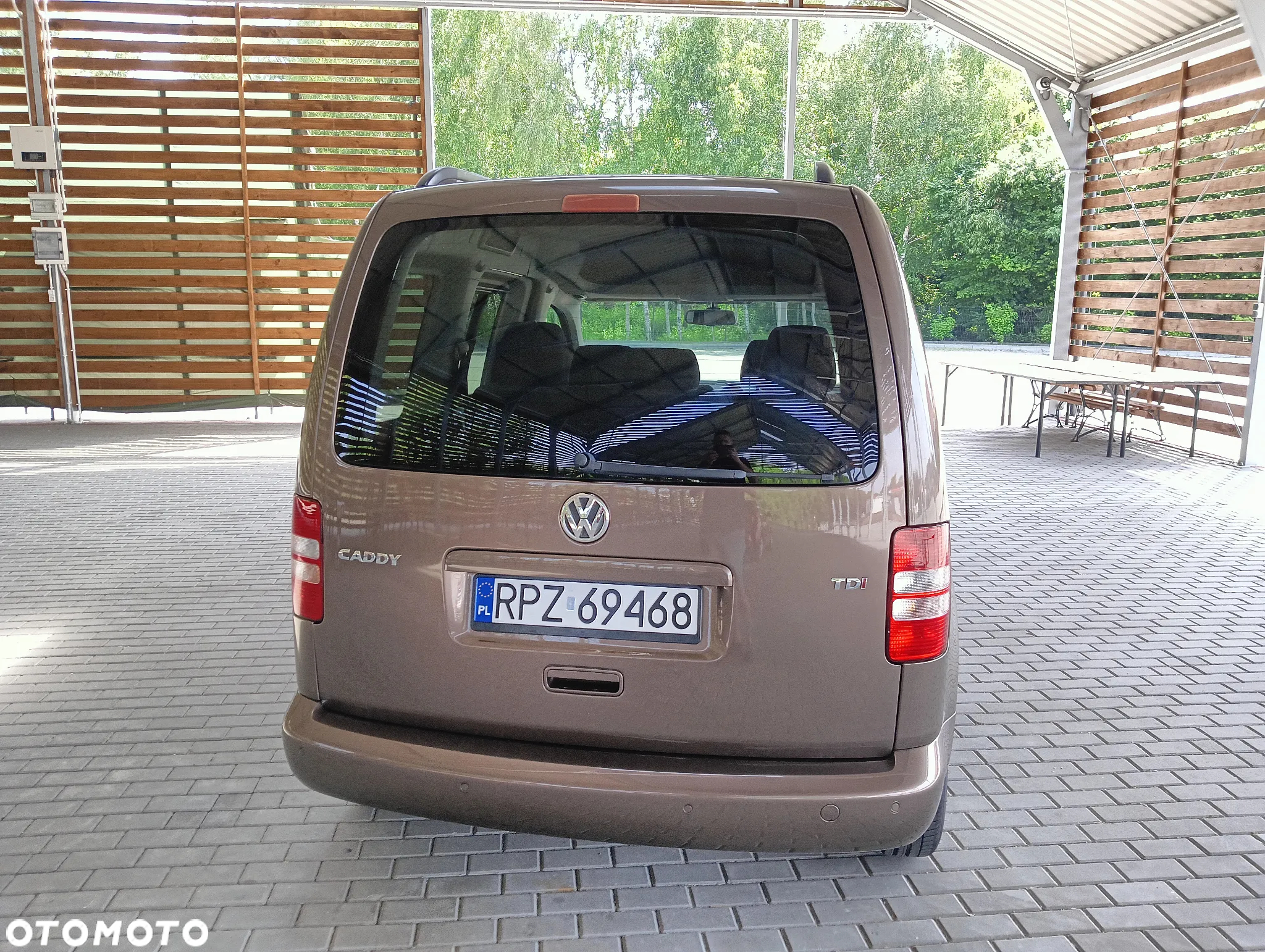 Volkswagen Caddy - 10