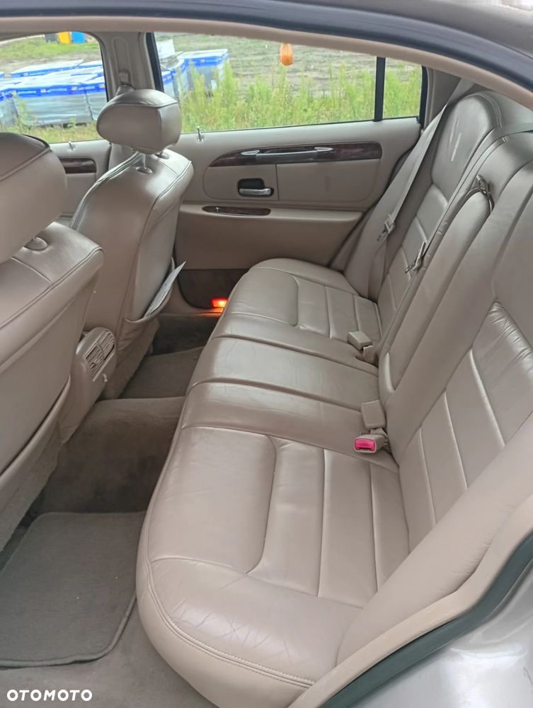 Lincoln Town Car 4.6 Executive - 6