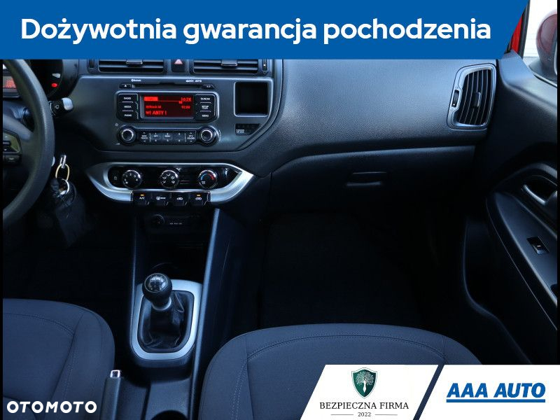 Kia Rio - 9