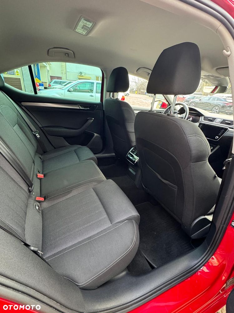 Skoda Superb 2.0 TDI SCR Style DSG - 18