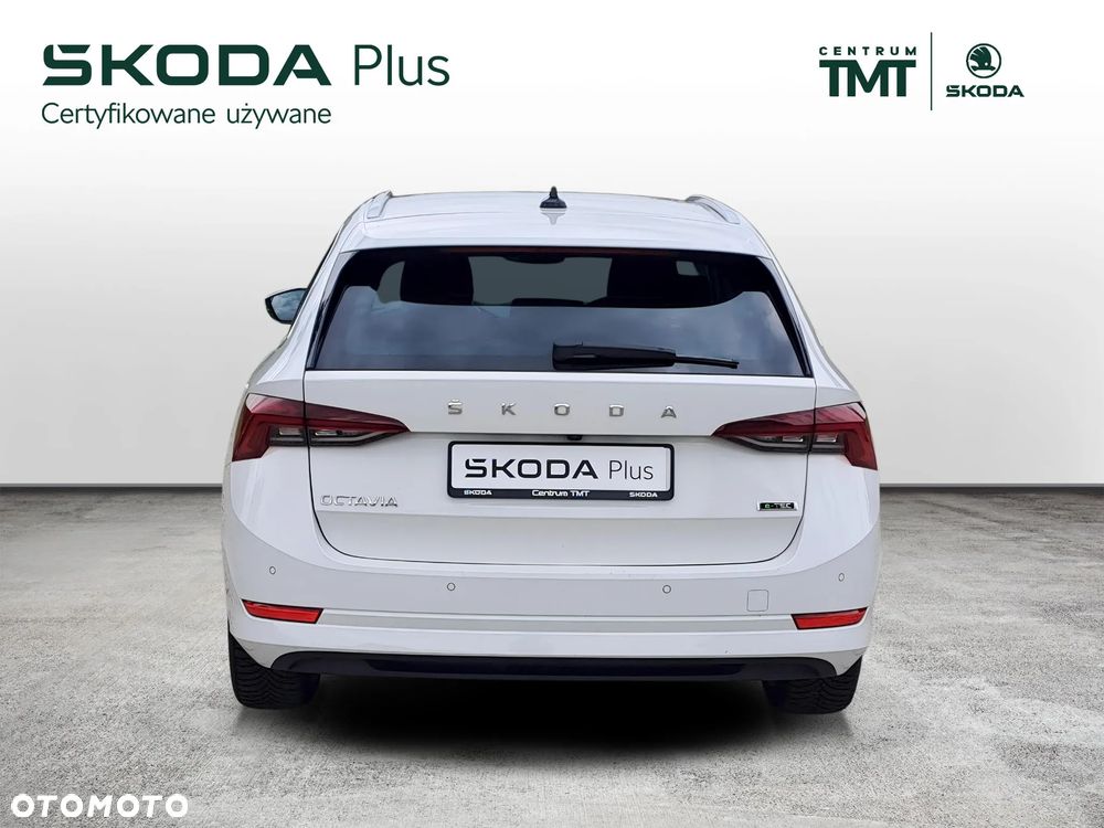 Skoda Octavia - 8