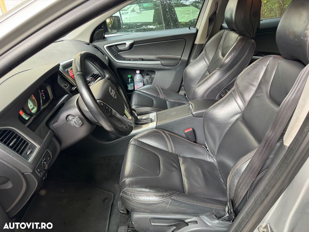 Volvo XC 60 - 8