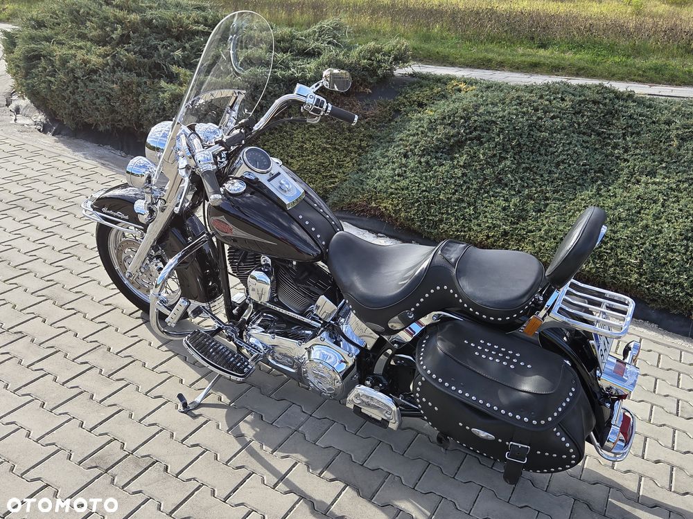 Harley-Davidson Softail Heritage Classic - 29