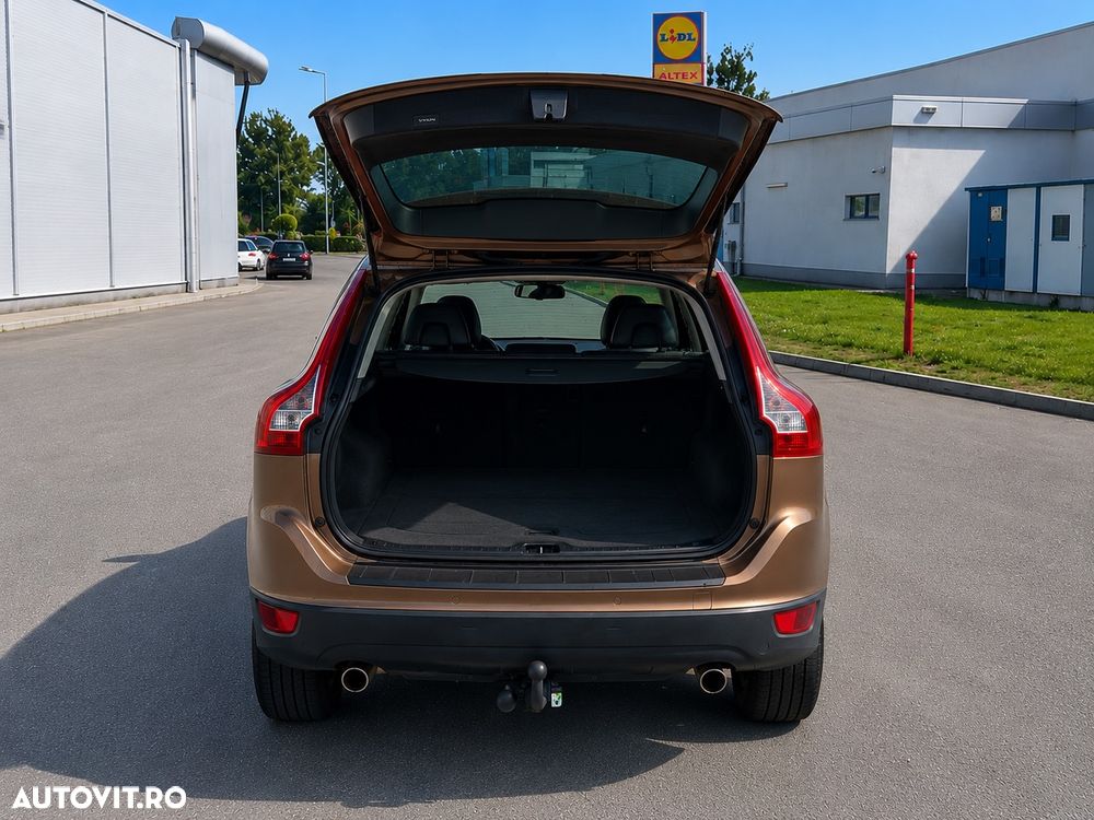 Volvo XC 60 - 6