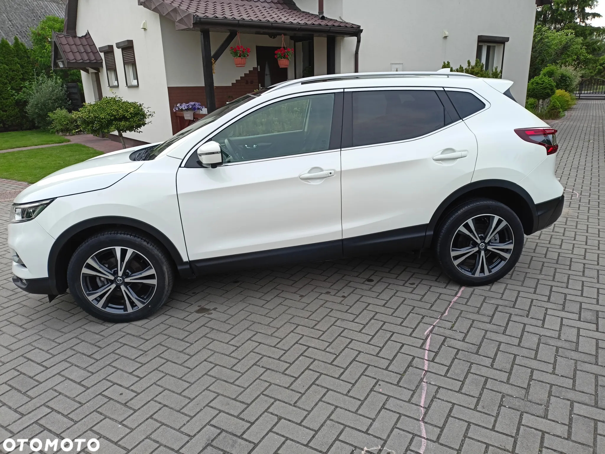 Nissan Qashqai 1.7 dCi 4x4 N-Connecta - 27
