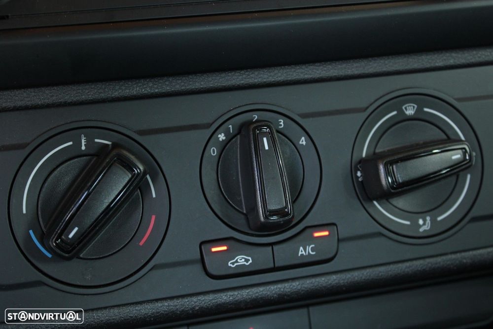 SEAT Ibiza 1.0 Reference - 25