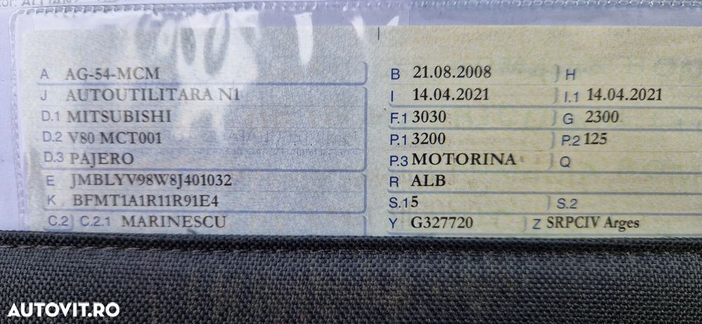 Mitsubishi Pajero - 10